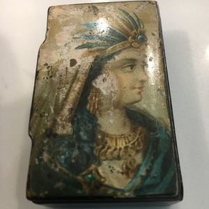 antique snuff box
